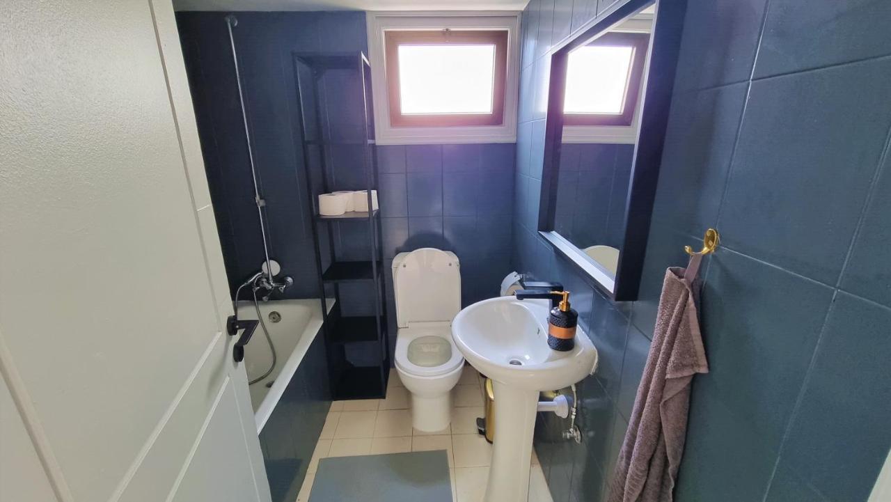 Cozy Beach Apt / 100 Mbit+ Netflix / Near Airport Larnaca Luaran gambar